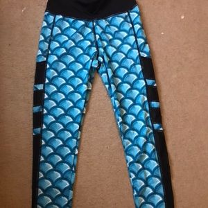 Mermaid leggings size small